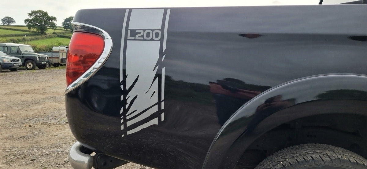 Mitsubishi L200 side stripes stickers decals graphics *Any Colour