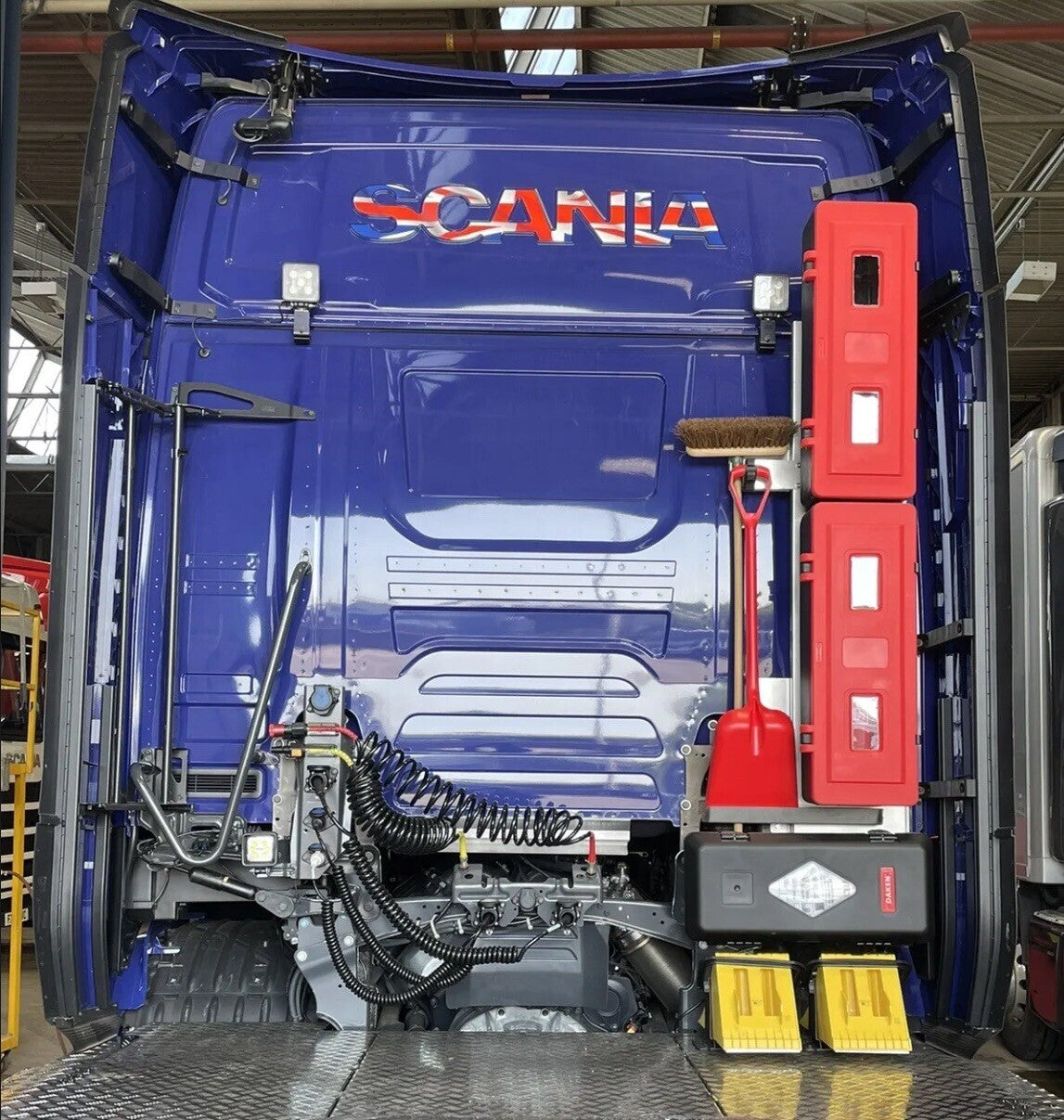 SCANIA Rear Cab UNION JACK sticker decal for New generation cab 2017-26